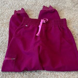 FIGS xs petite joggers high waisted :) xxs top!